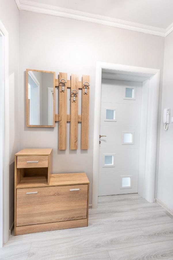 Lovely 1Bed Apartment For 4 Guests & Free Parking Plovdiv Exteriör bild